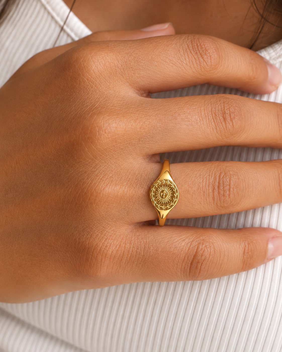 Heliora Ring